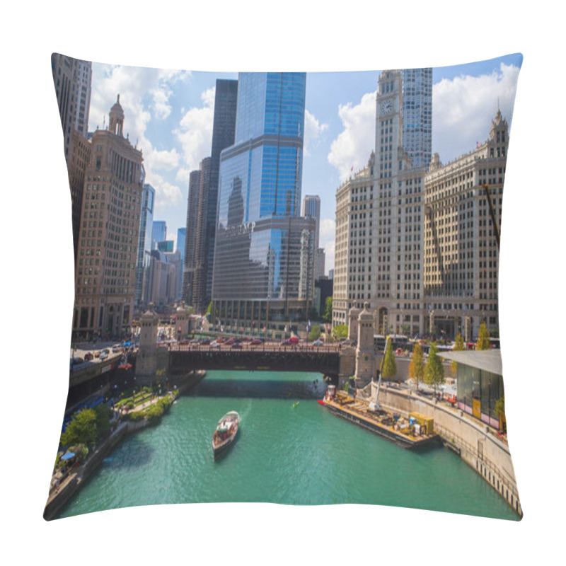 Personality  Chicago River And Trump Tower Pillow Covers