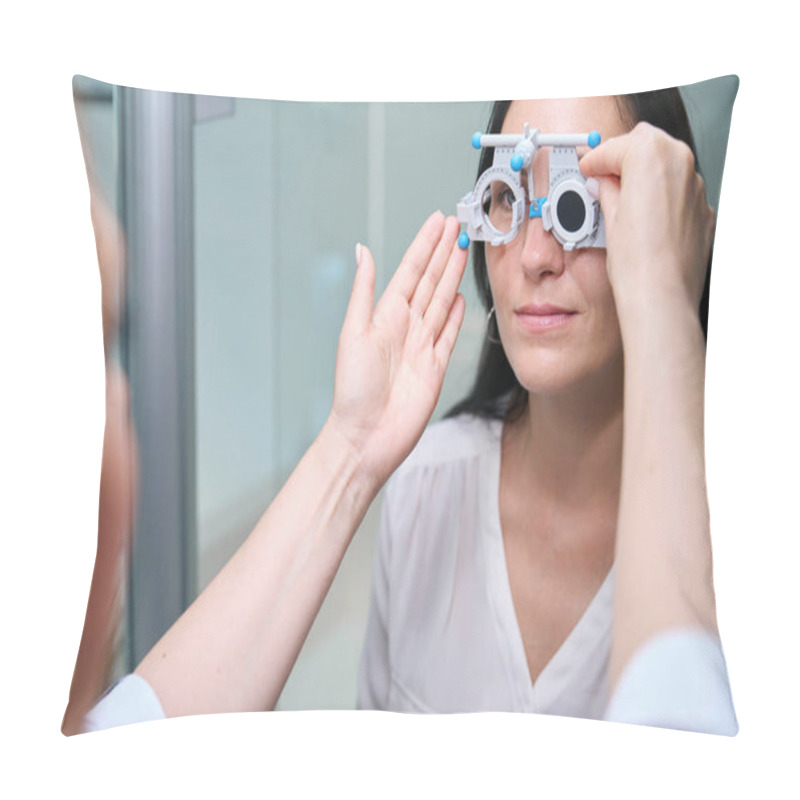 Personality  Optometrist Inserting Occluding Lens Into Trial Frame Cell In Front Of Client Left Eye Pillow Covers