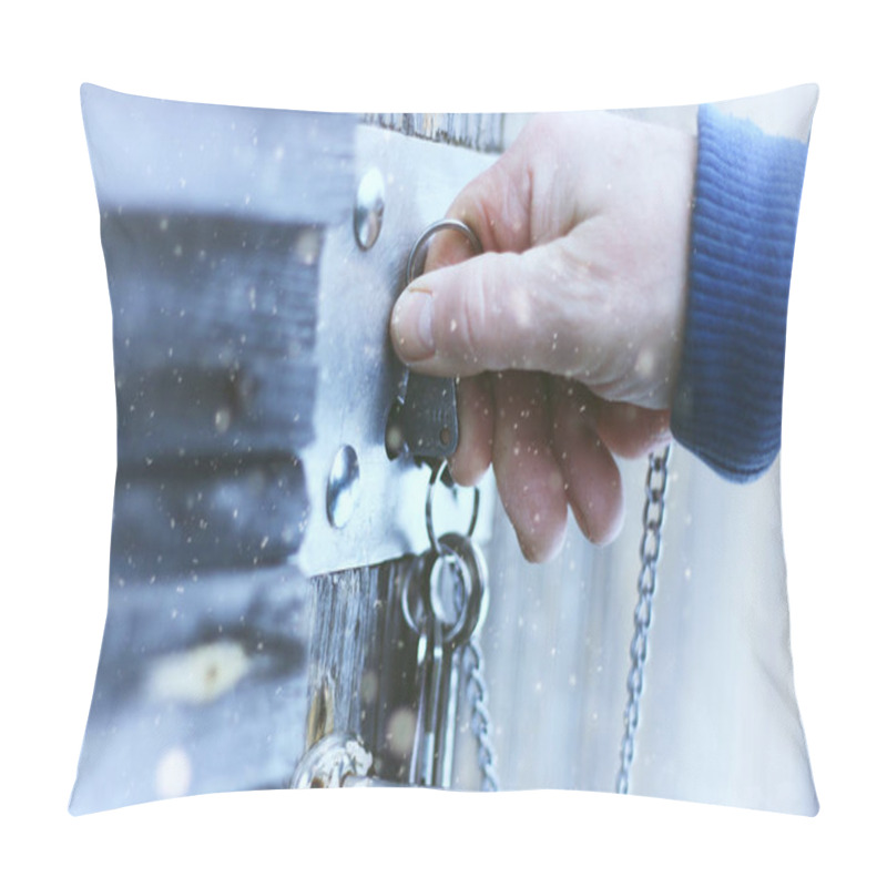 Personality  Hands Open Lock Pillow Covers