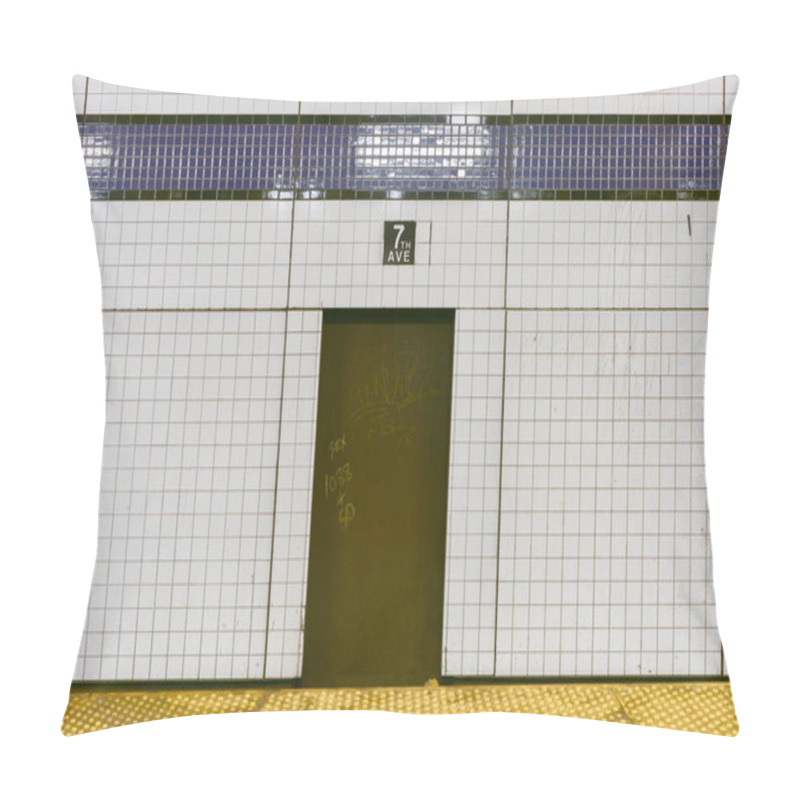 Personality  Seventh Avenue Subway Station In Manhattan, New York City Pillow Covers