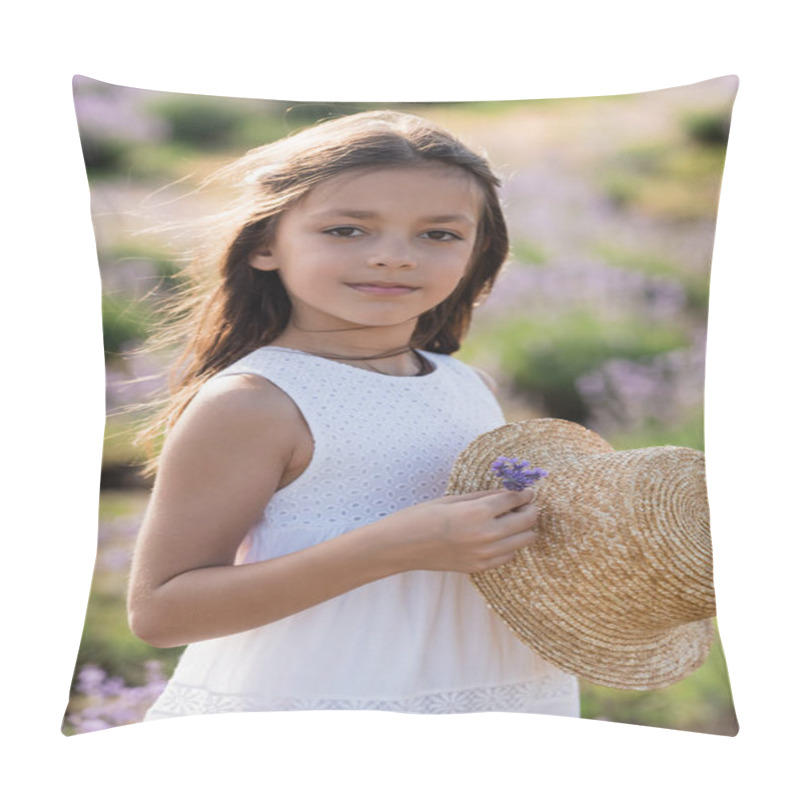 Personality  Brunette Girl In White Dress Holding Sun Hat And Lavender Flowers In Blurred Field Pillow Covers