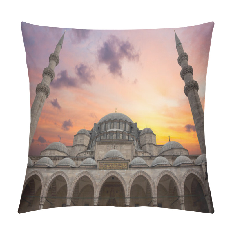 Personality  Amazing Sunrise Over Blue Mosque, Beautiful Sky And Architecture Pillow Covers