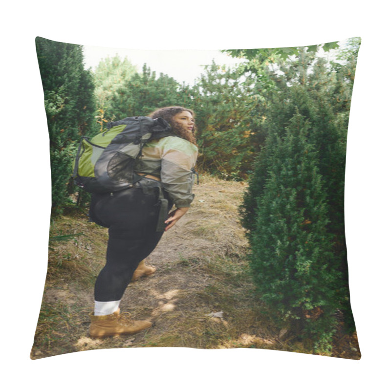 Personality  A Joyful Plus Size Woman Explores A Vibrant Natural Landscape With A Backpack, Embracing Adventure. Pillow Covers