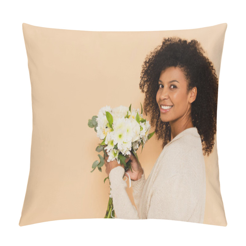 Personality  African American Woman Holding Bouquet Of Daisies And Smiling Isolated On Beige Pillow Covers