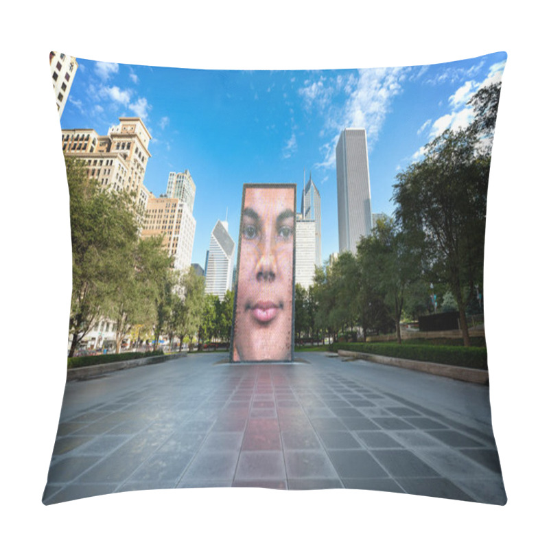 Personality  CHICAGO,IL/USA-OCTOBER 09, 2018 : Water Fountains With Lighted Faces On October 9th 2018 In Millennium Park Chicago. This Park Within The Loop Community Area Is One Of The Most Popular In The City Of Chicago. - Image Pillow Covers