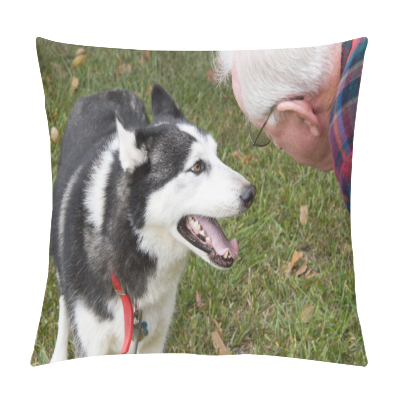 Personality  Old Man And His Dog Pillow Covers