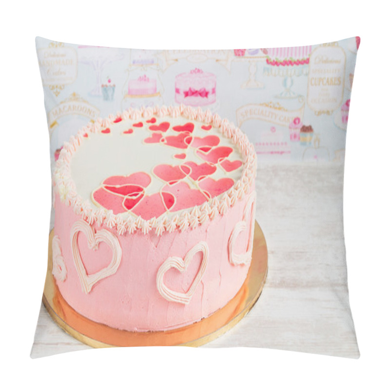 Personality  Pink Valentine Cake With Hearts Pillow Covers