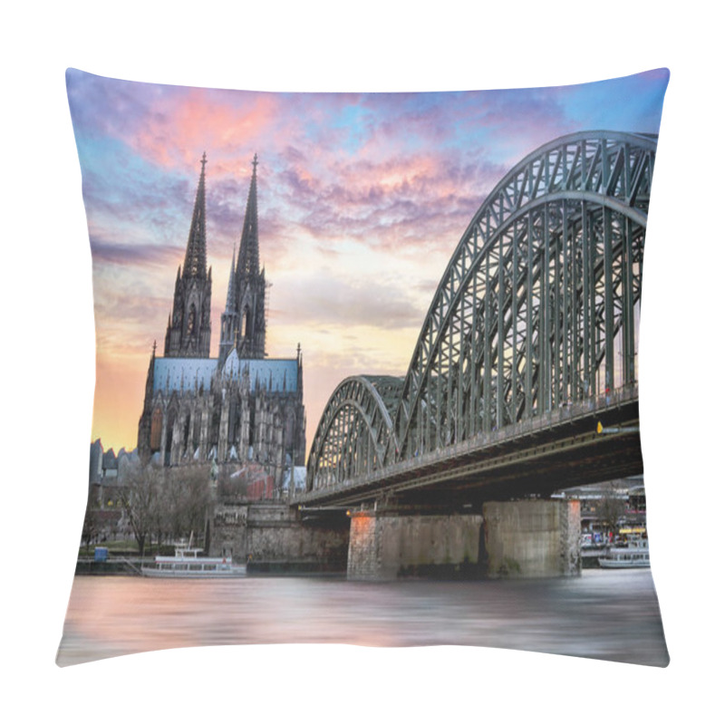 Personality  Cologne Cathedral And Hohenzollern Bridge At Sunset - Night Pillow Covers