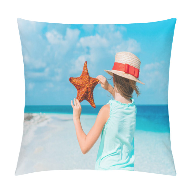 Personality  Adorable Little Girl With Starfish On White Empty Beach Pillow Covers