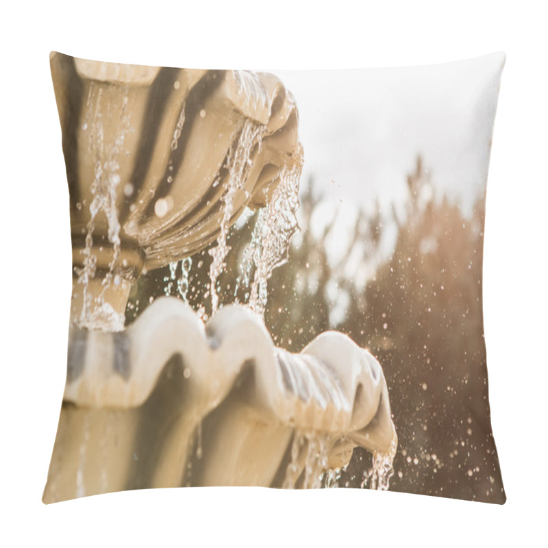 Personality  Stone Fountain Splashes Pillow Covers