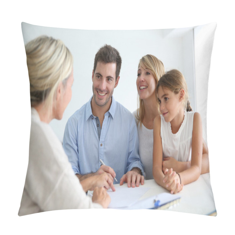 Personality  Family Meeting Real-estate Agent Pillow Covers