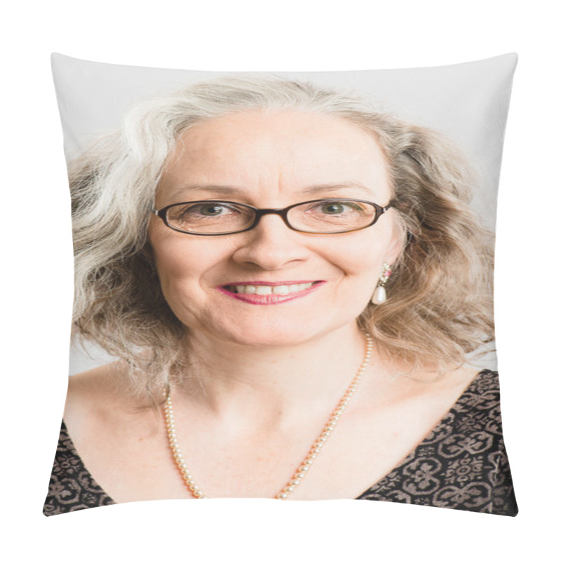 Personality  Portrait Real High Definition Grey Background Pillow Covers