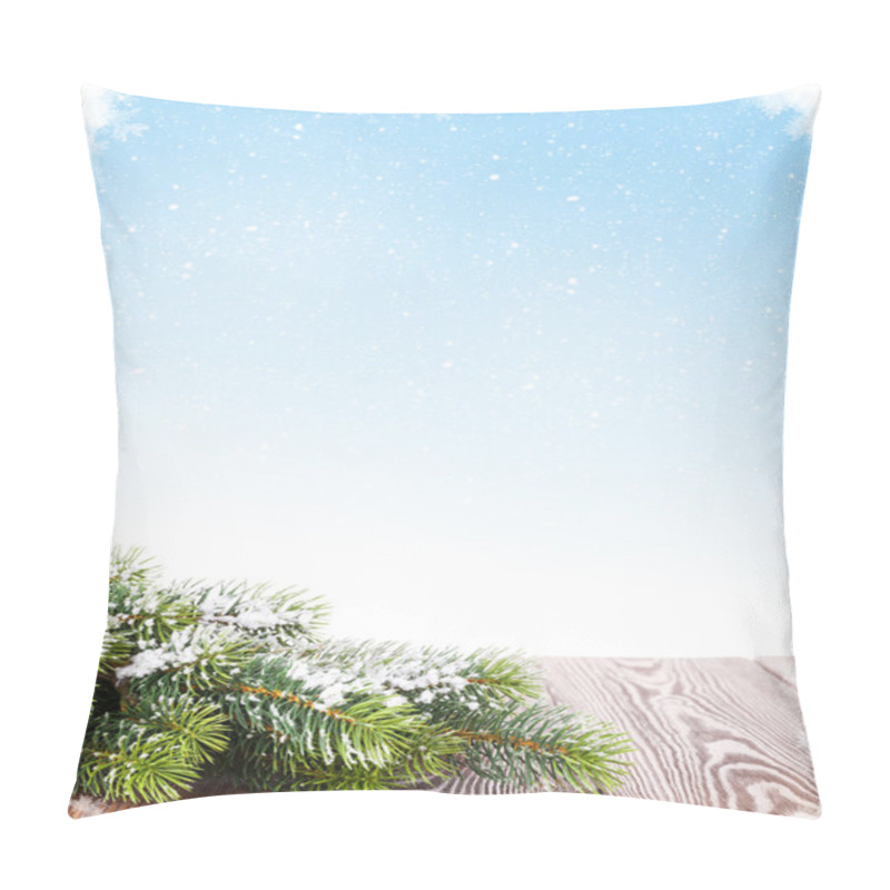 Personality  Christmas Tree On Wooden Table Pillow Covers