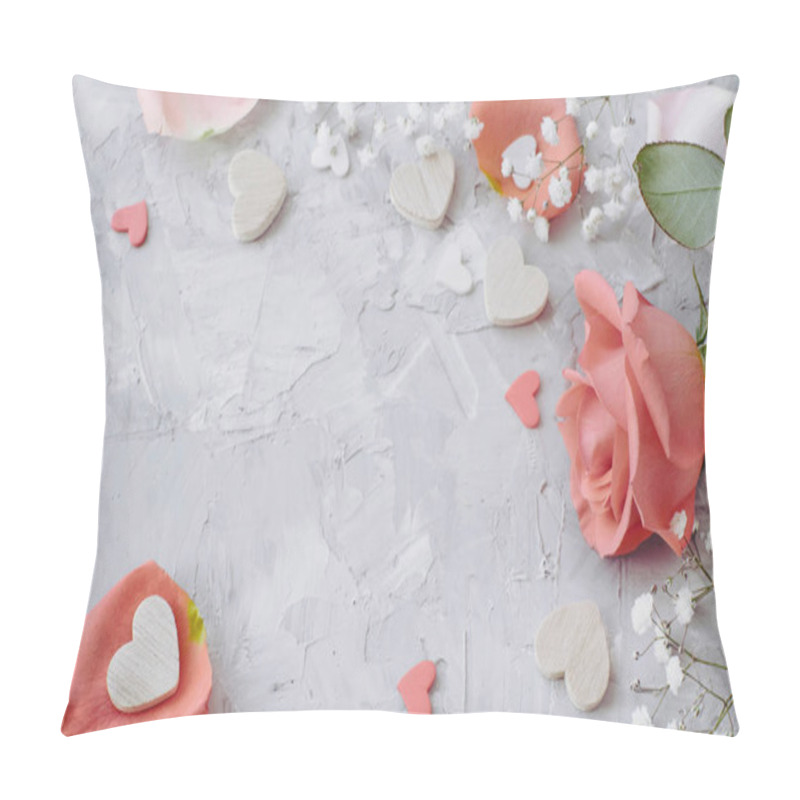 Personality  Red Roses Flowers, Petals And Hearts On A Grey Background Pillow Covers