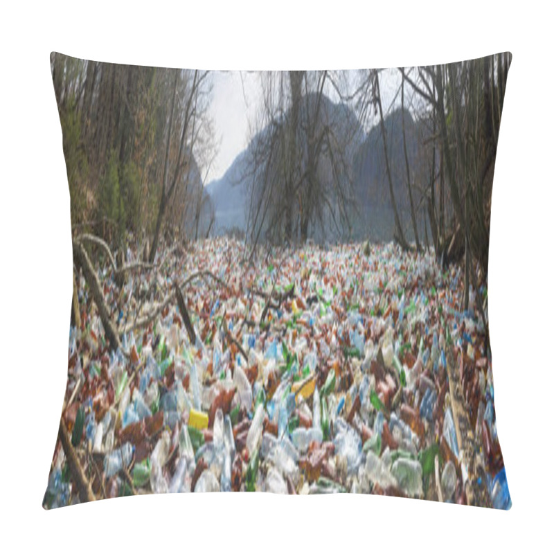 Personality  Bottles In The Reservoir Mountain Pillow Covers