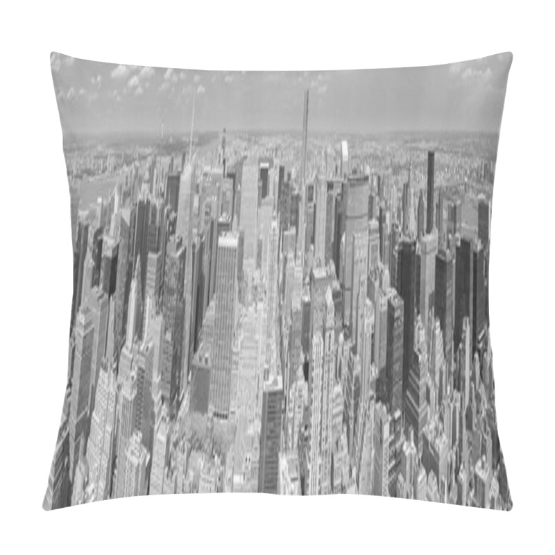 Personality  Black And White Panoramic Picture Of Manhattan, NYC. Pillow Covers