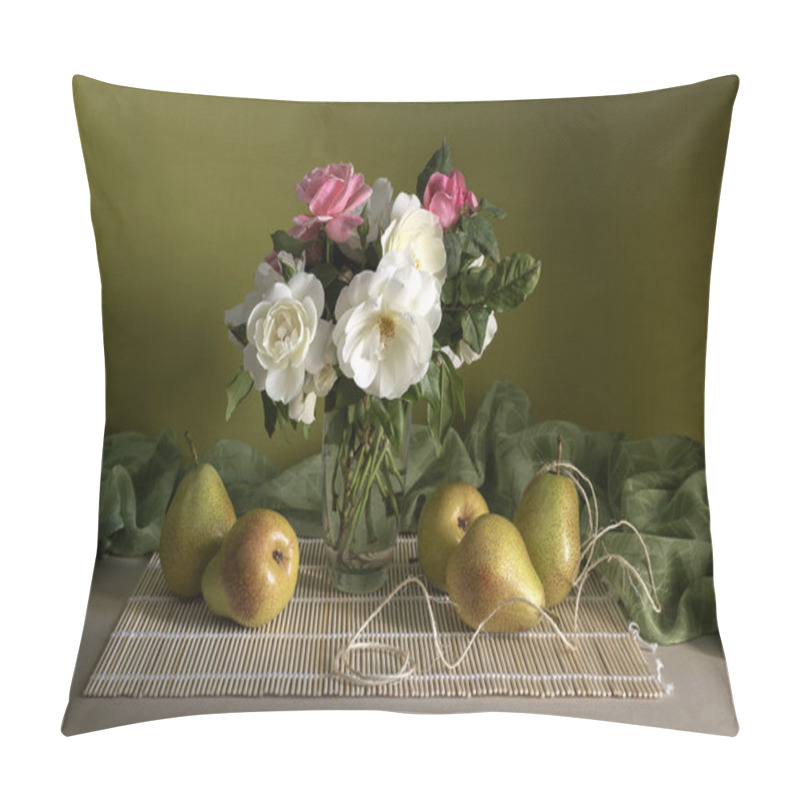 Personality  The Bouquet Of Roses And Pears Pillow Covers