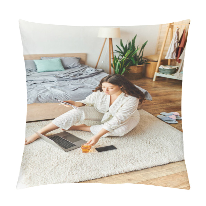 Personality  A Young Plus Size Woman Enjoys A Relaxing Morning While Using Her Laptop At Home. Pillow Covers