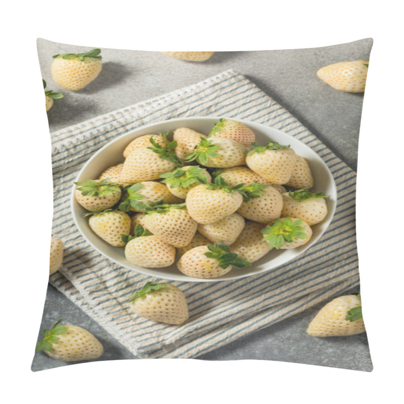 Personality  Organic Raw White Pineberry Strawberry In A Bowl Pillow Covers