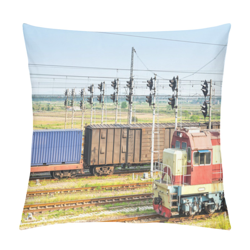 Personality  Railway Or Railroad Tracks Pillow Covers