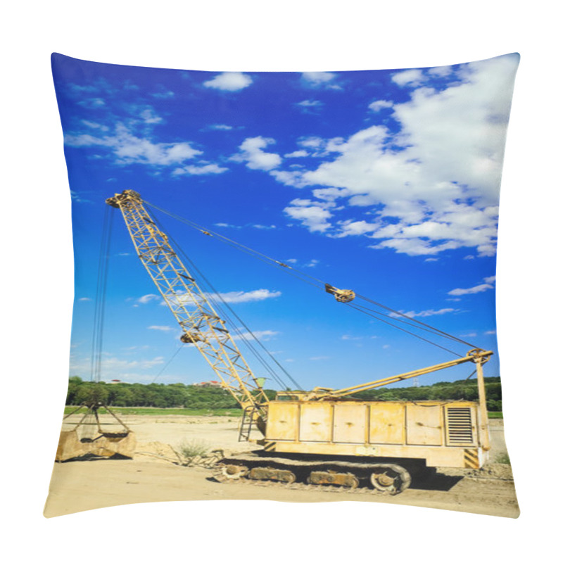 Personality  Digger On The Clay Pillow Covers