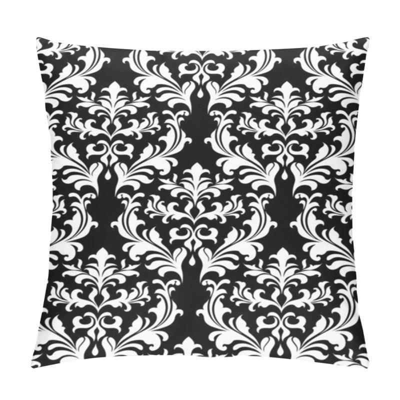 Personality  Damask Seamless Pattern Background Pillow Covers