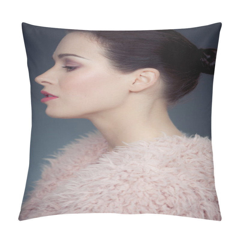 Personality  Beautiful Woman Profile Pillow Covers