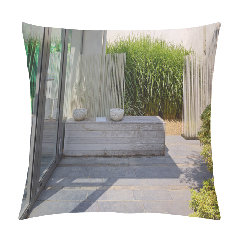 Personality  Beautiful Garden Idea. Pillow Covers