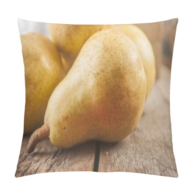 Personality  Delicious Williams Or Bartlett Pears On A Rustic Wooden Kitchen Table Pillow Covers