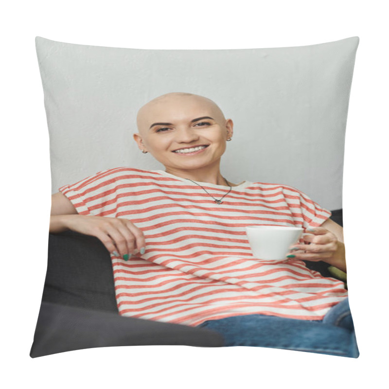 Personality  A Joyful Young Woman With A Shaved Head Smiles Warmly While Holding A Cup Of Coffee. Pillow Covers