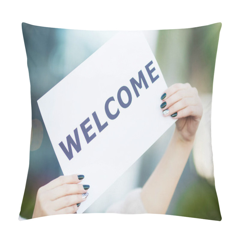 Personality  Women Business With The Poster With Welcome Message Pillow Covers