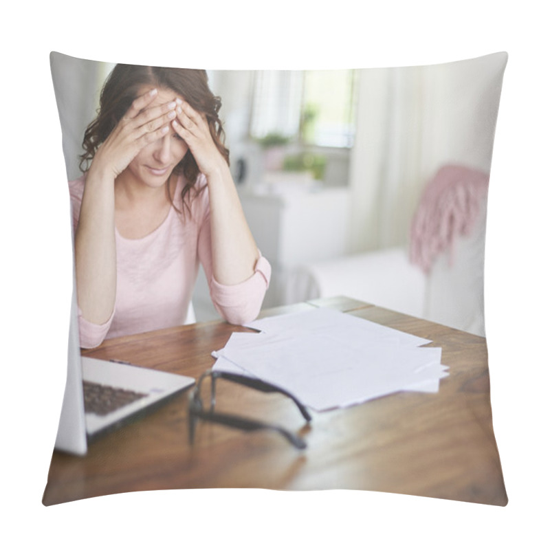 Personality  Woman Has  Money Problems Pillow Covers