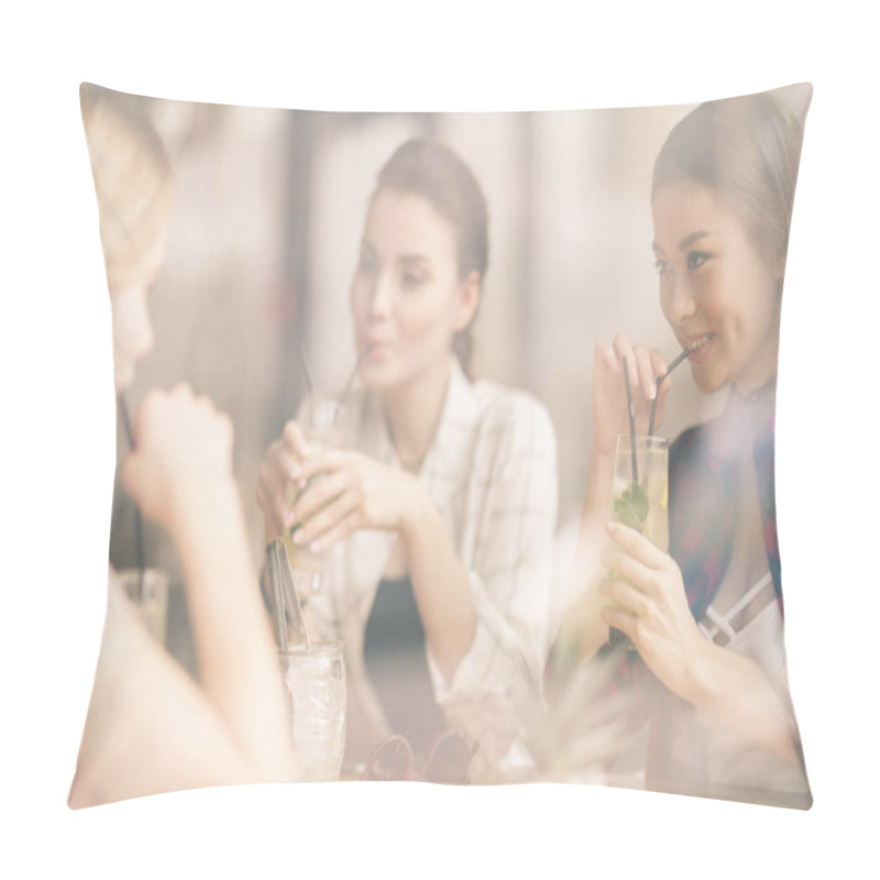 Personality  Girls Drinking Cocktails In Cafe Pillow Covers