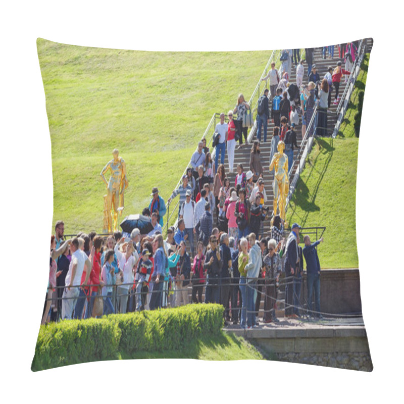 Personality  Crowd Of Tourists At The Waterfall Stairs Of The Grand Cascade In The Park Of Peterhof. Saint Petersburg, Russia. Pillow Covers