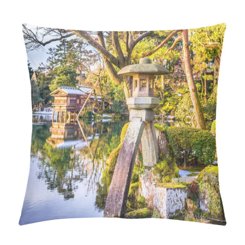 Personality  Japanese Garden In Kanazawa Pillow Covers