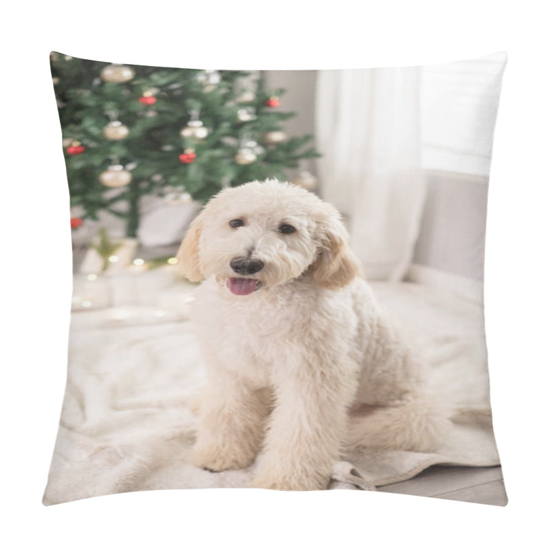 Personality  Golden Doodle Dog Sitting In Front Of A Christmas Tree Pillow Covers