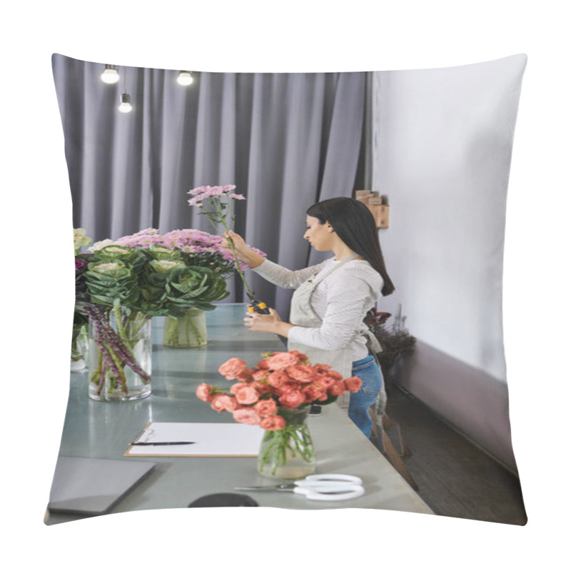 Personality  A Talented Woman Prepares Beautiful Floral Arrangements In Her Flower Shop During The Day. Pillow Covers