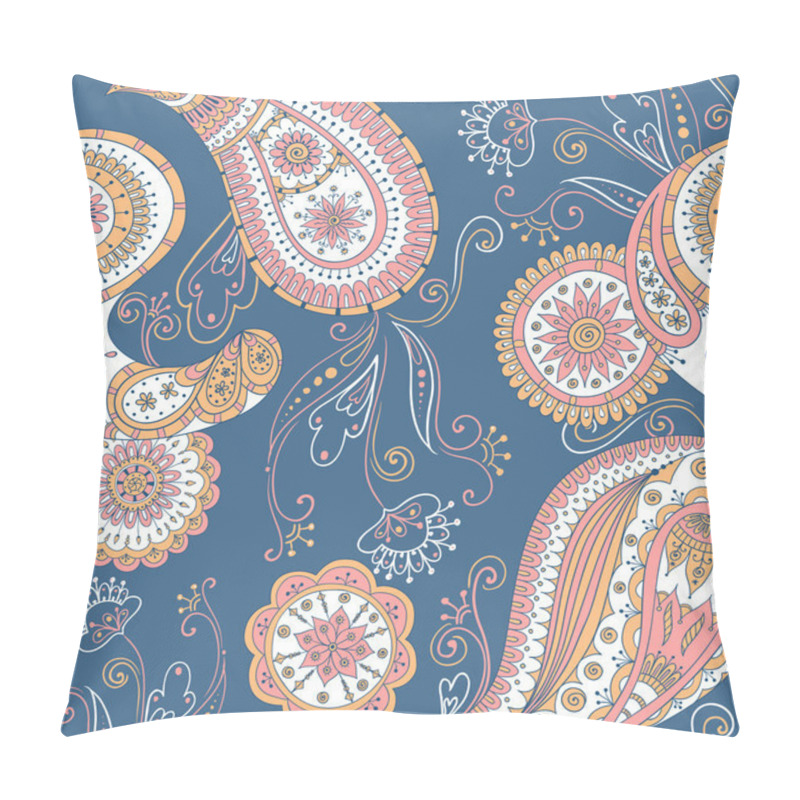 Personality  Henna Paisley Mehndi Doodles Asian Design Pattern. Pillow Covers