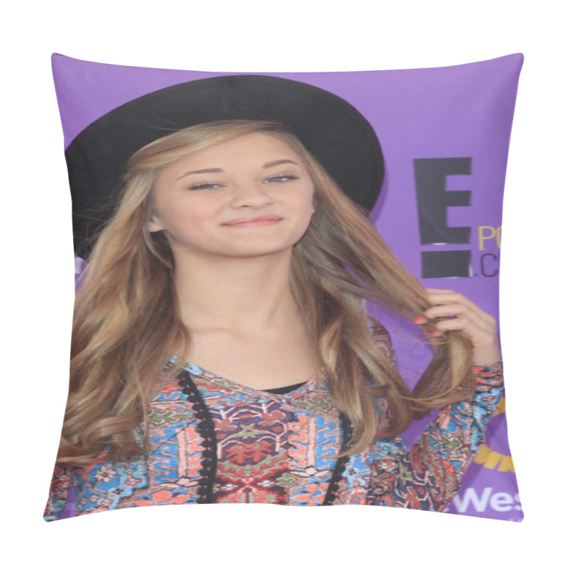 Personality  Actress Lizzy Greene Pillow Covers