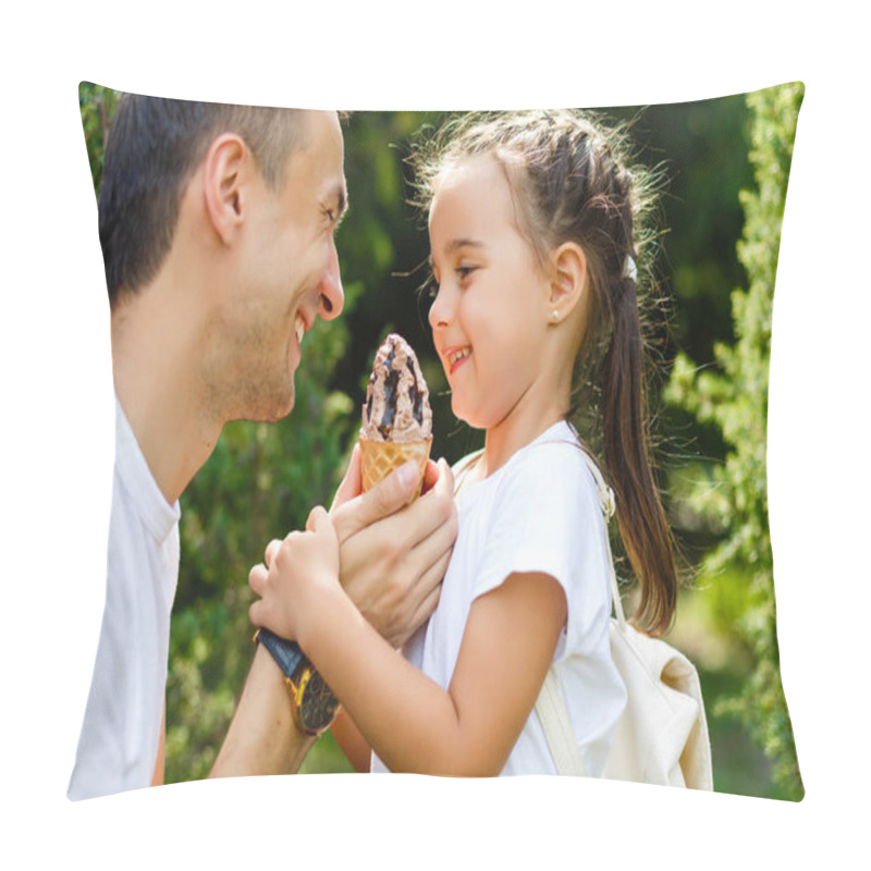 Personality  Adorable Kid Girl Don't Want To Share Ice Cream To Father. Family Lifestyle Pillow Covers