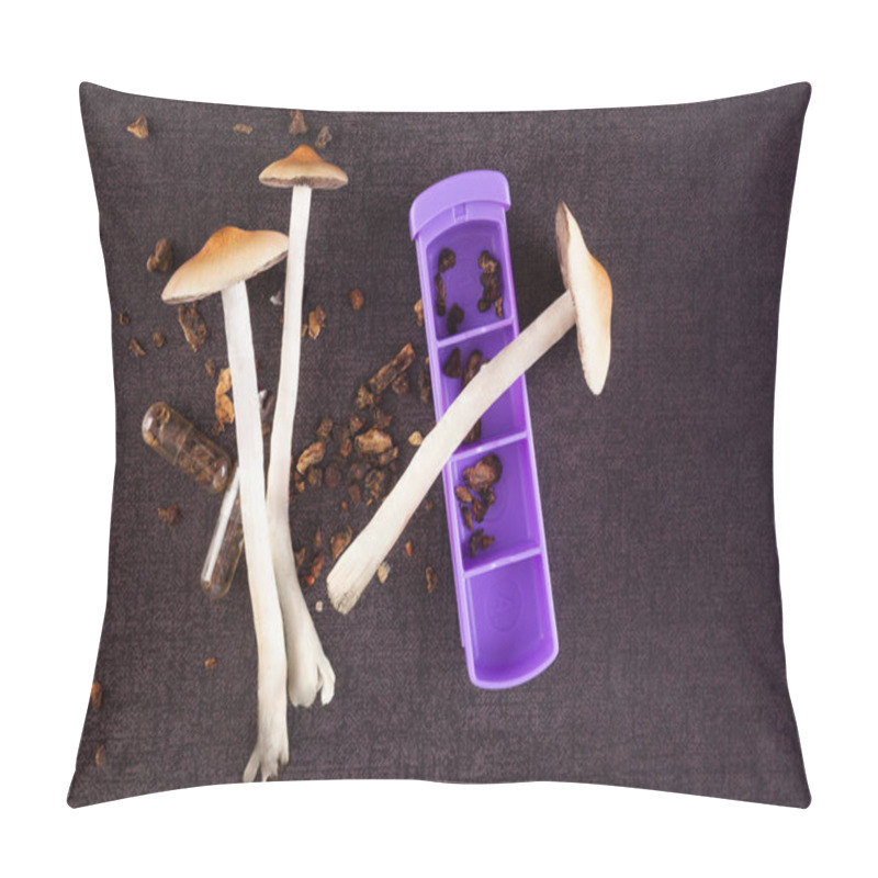 Personality  Psilocybine Magic Mushrooms. Pillow Covers