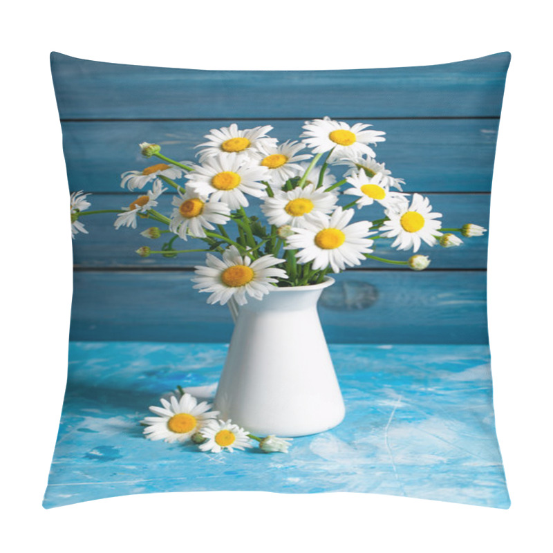 Personality  Summer Floral Card With Chamomile Flowers Pillow Covers