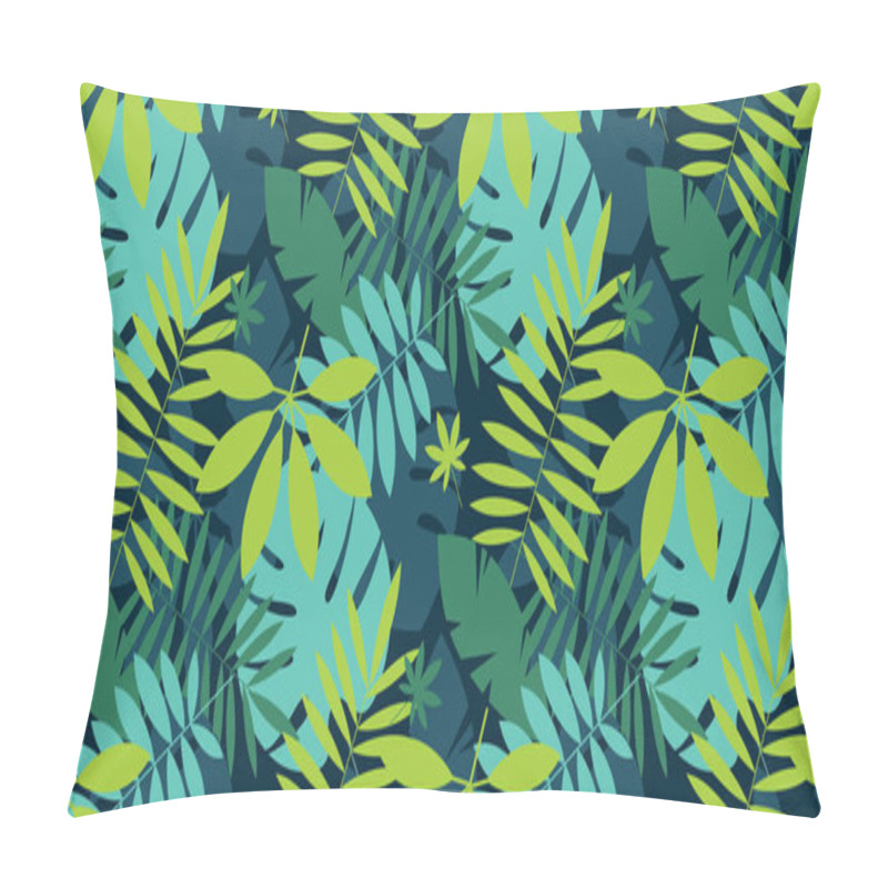 Personality  Simple Green Tropical Leaves Design Seamless Pattern Pillow Covers