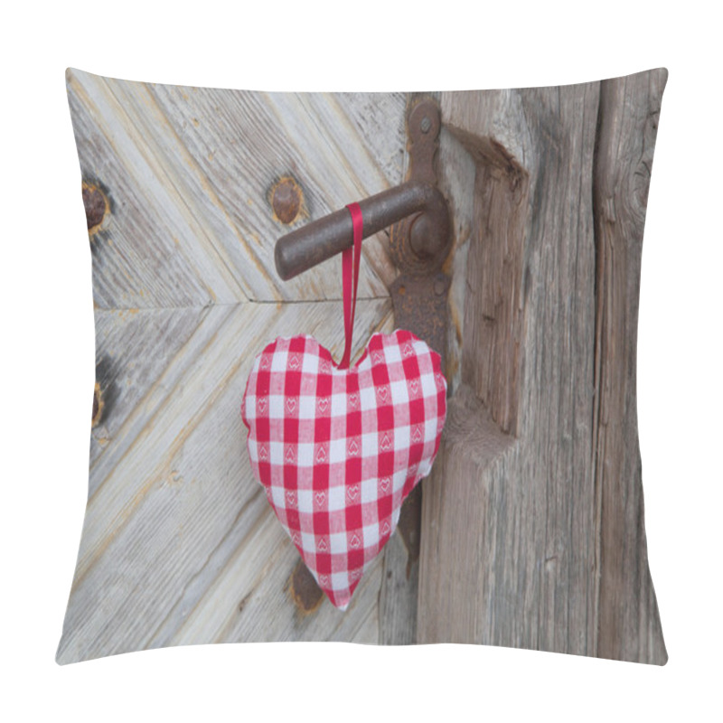 Personality  Checkered Heart Pillow Covers