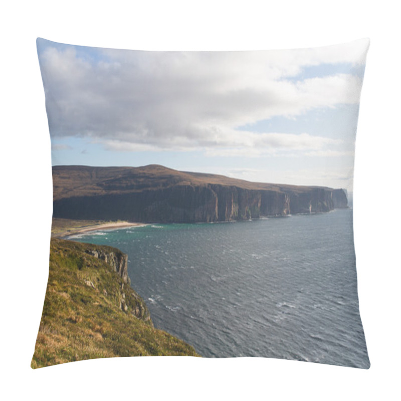 Personality  Rackwick Bay, Isle Of Hoy, Orkney Islands, Scotland Pillow Covers