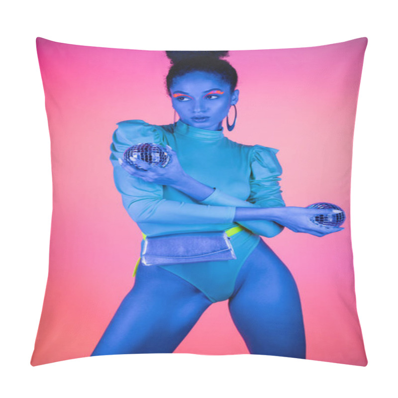 Personality  Stylish African American Woman With Neon Eyeliner Holding Disco Balls On Pink Background Pillow Covers