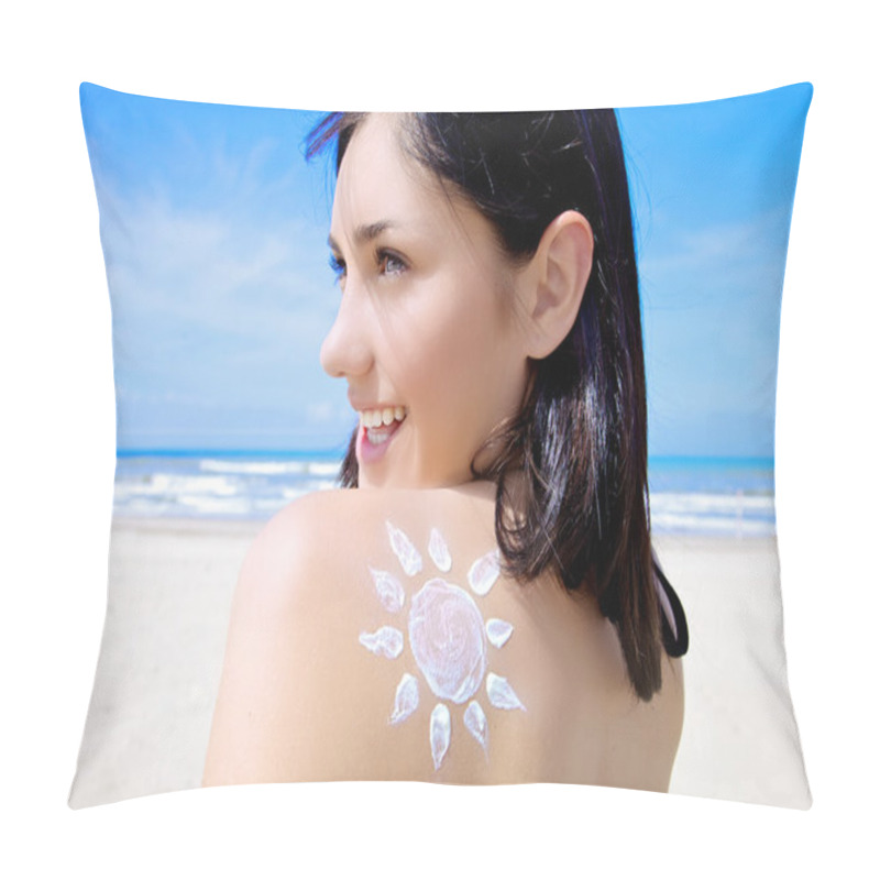 Personality  I Have The Sun On My Shoulders Pillow Covers