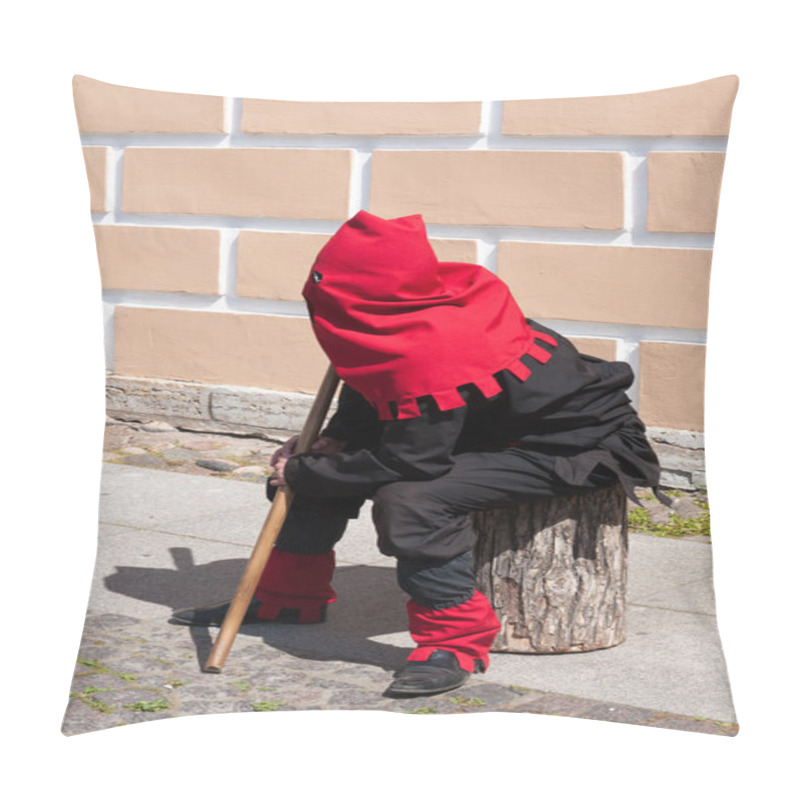 Personality  Executioner Sitting Near The Wall On The Street Pillow Covers