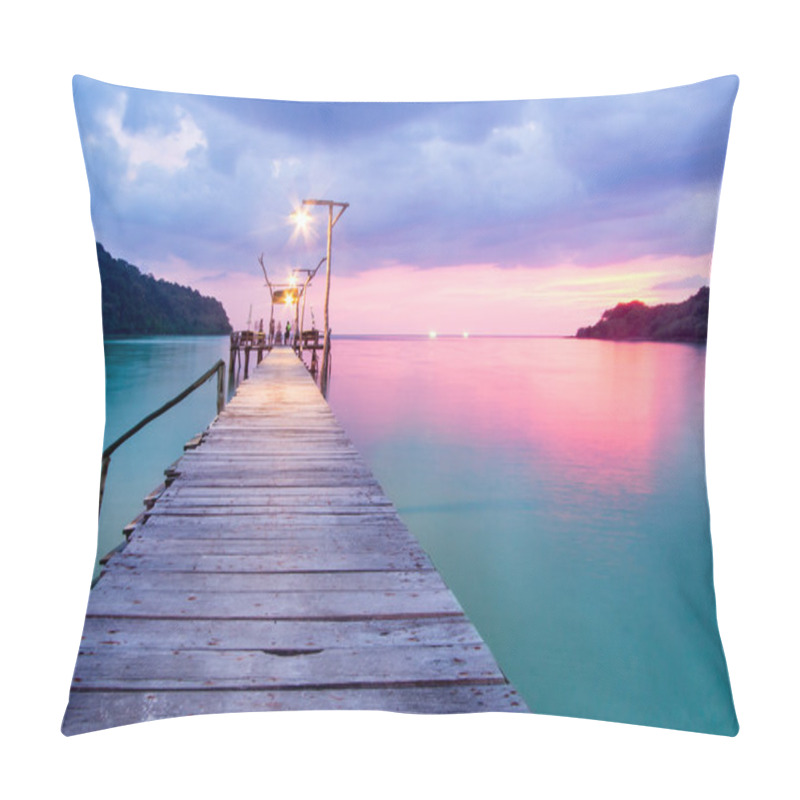 Personality  Wooden Bridge In The Port Over Sea Between Sunset Pillow Covers