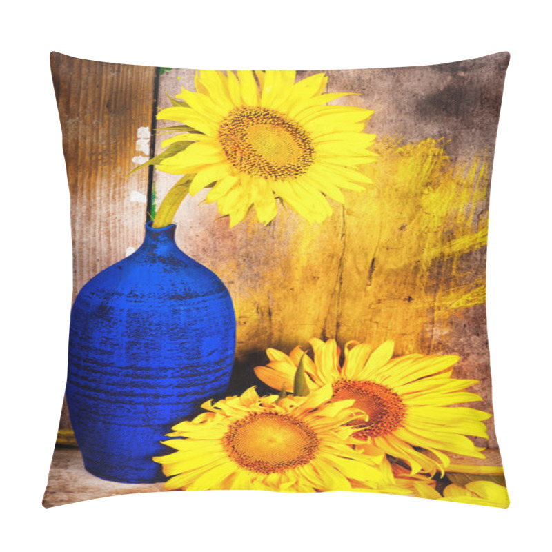 Personality  Sunflowers On A Blue Vase With An Old Wood Planks Background Pillow Covers